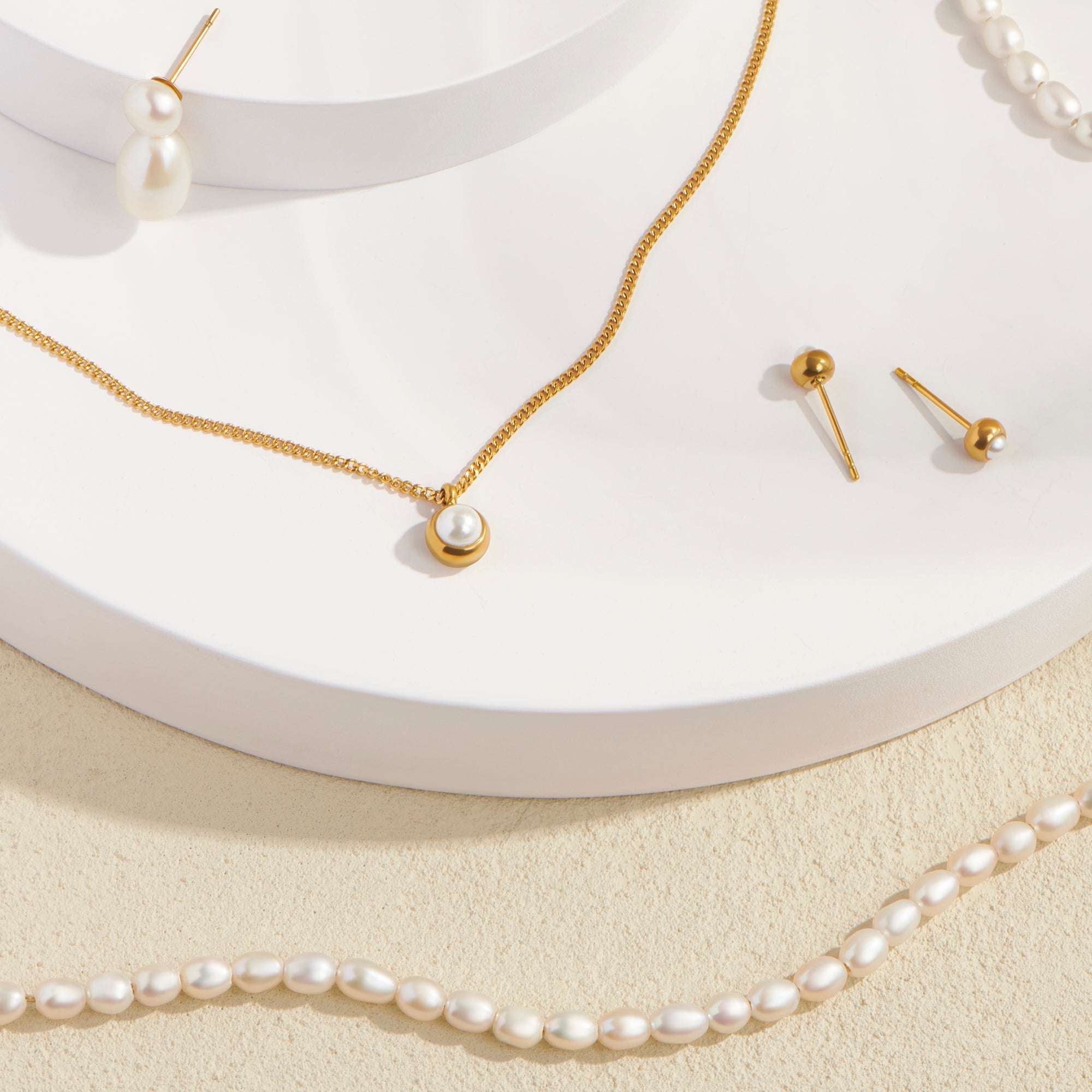 Set of stainless steel earrings and necklace with pearls ensemble boucles d'oreilles et collier acier inoxydable avec perles MIAJWL