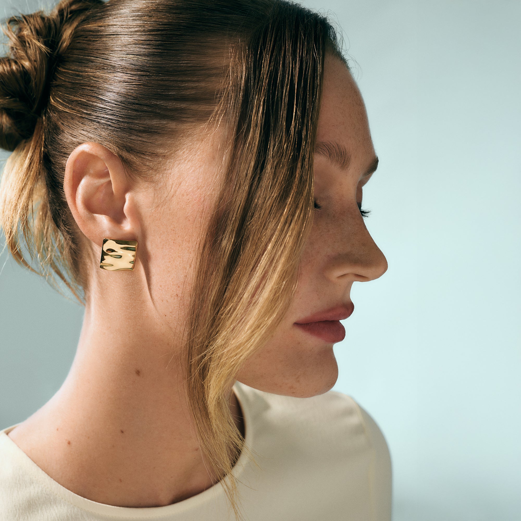 Zyra Stud Earrings