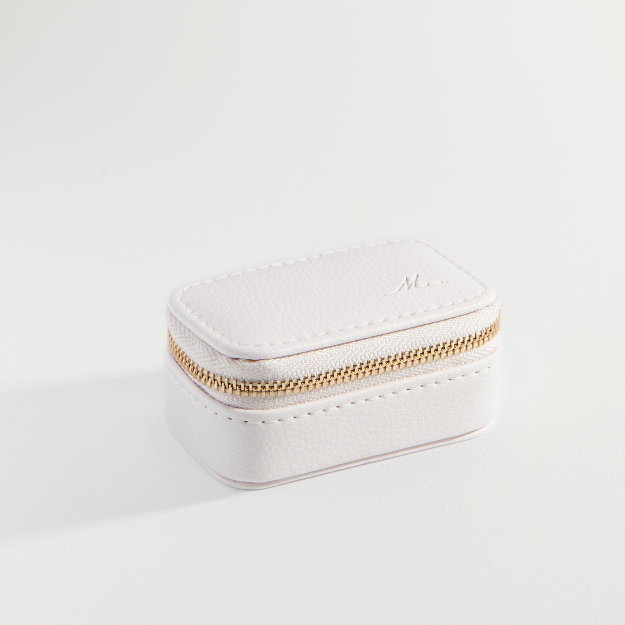 Mini rectangle travel jewerlry case white vegan leather MIAJWL