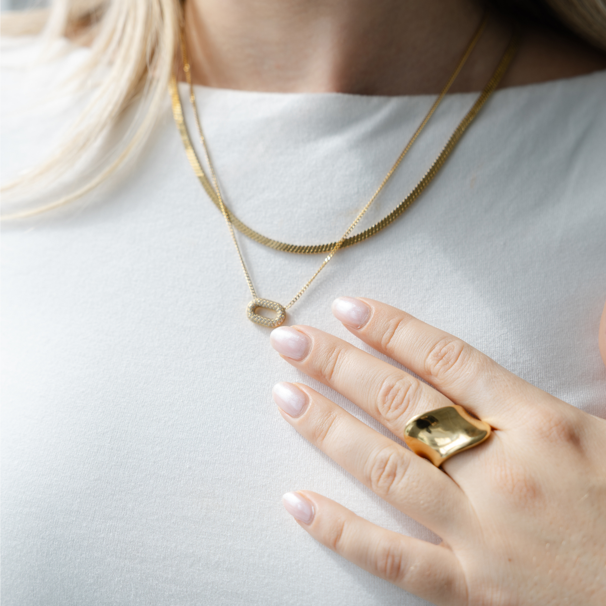 Constance Pendant Necklace