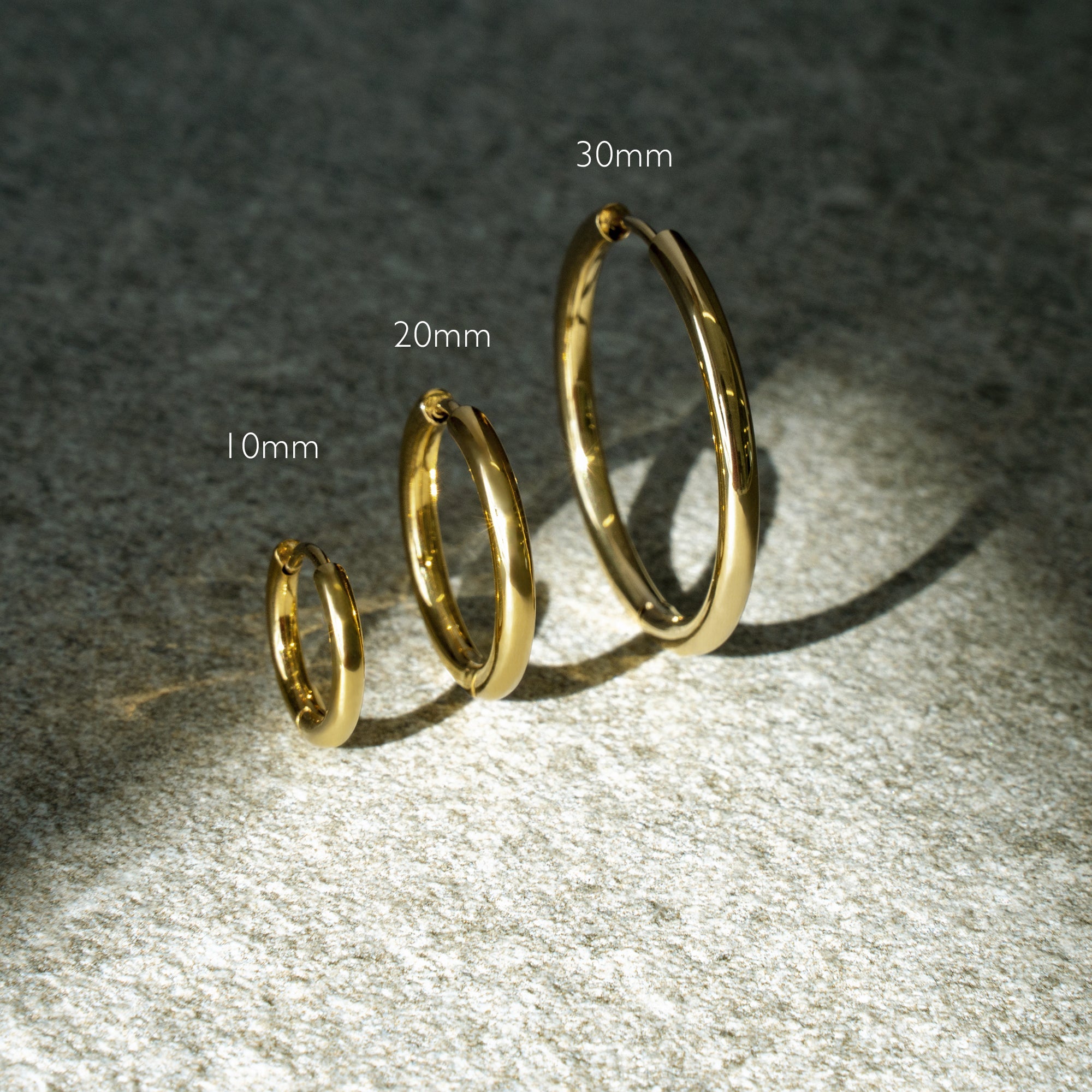 stainless-plain-hoop-earrings-hypoallergenic-T217E003AR-MIA